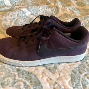 Nike Womens Purple/Port Wine Court Royale Suede Sneaker Shoe